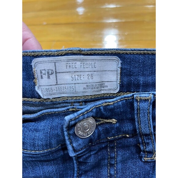 Free People Womens Jeans Size 26 Blue Ripped Whiskered Distressed Concert Rock - Picture 3 of 8